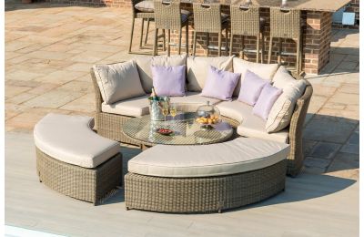 Maze Rattan Winchester Garden Furniture Daybed - Maze Rattan 