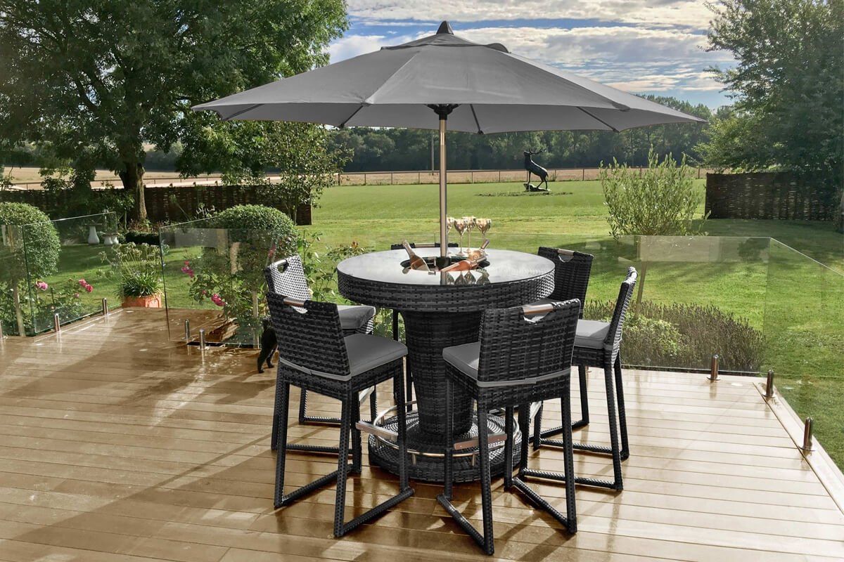 Maze Rattan 6 Seat Round Bar Set With Ice Bucket