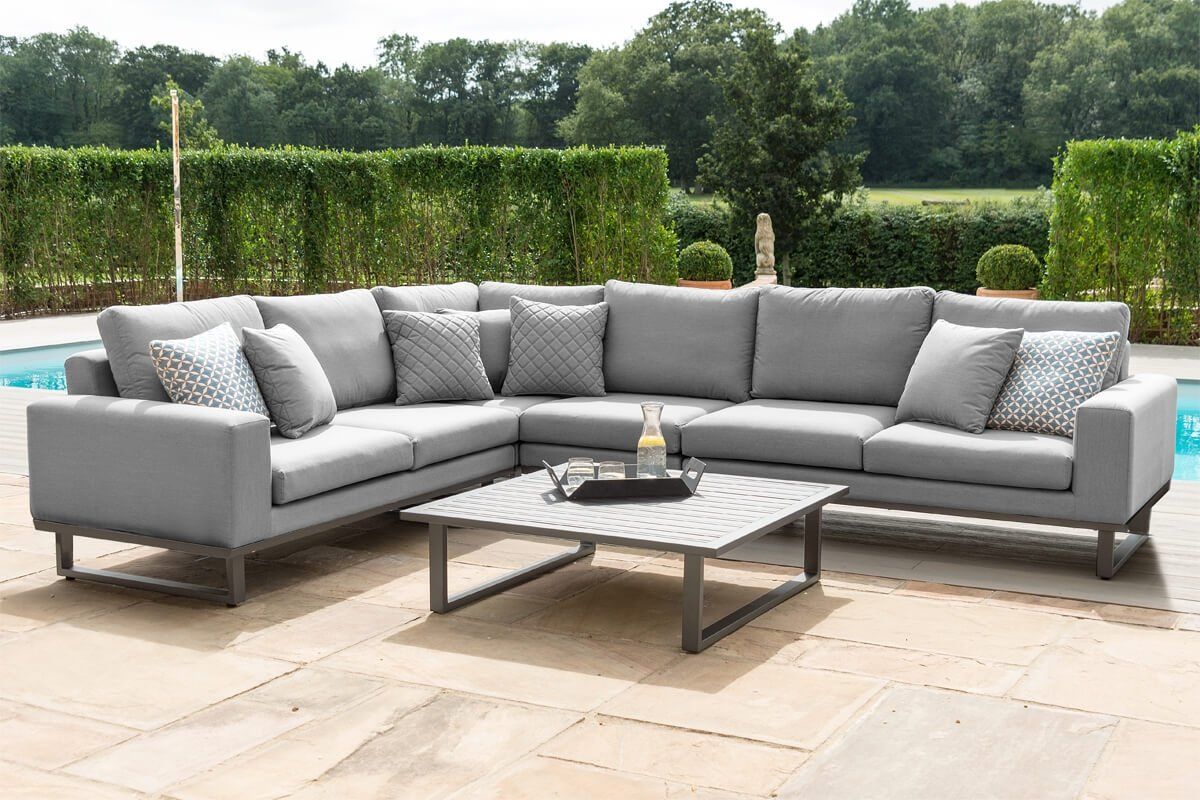 Outdoor 2025 corner unit