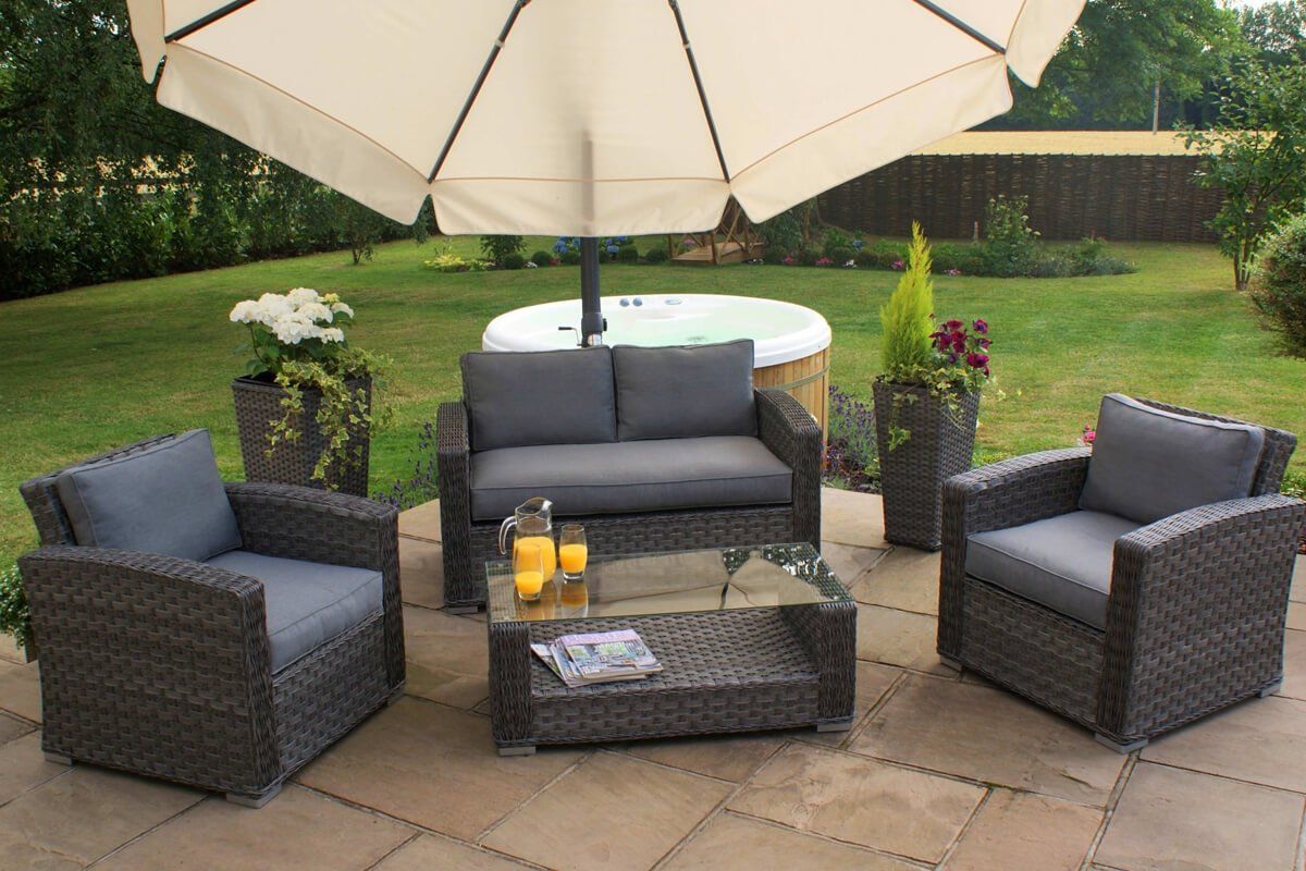 Maze rattan deals victoria sofa set
