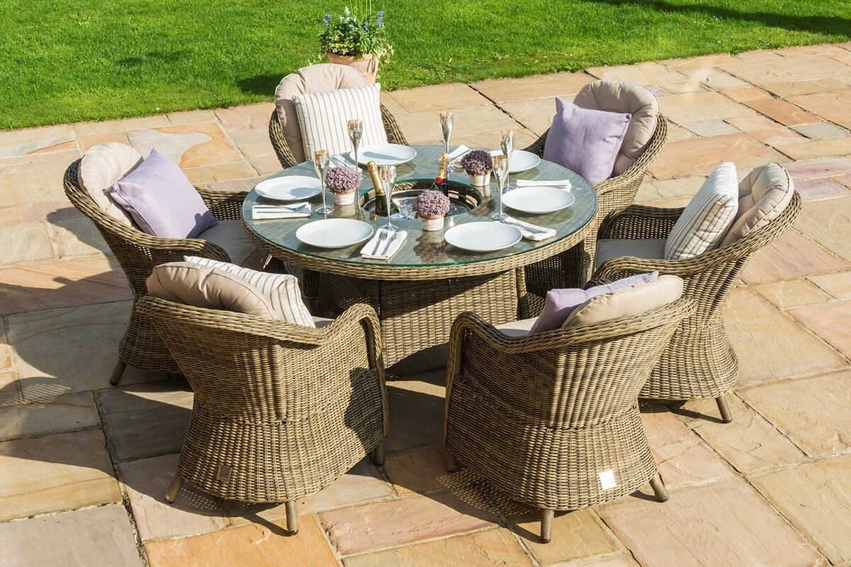Maze Rattan Winchester 6 Seat Round Heritage Dining Set With Ice