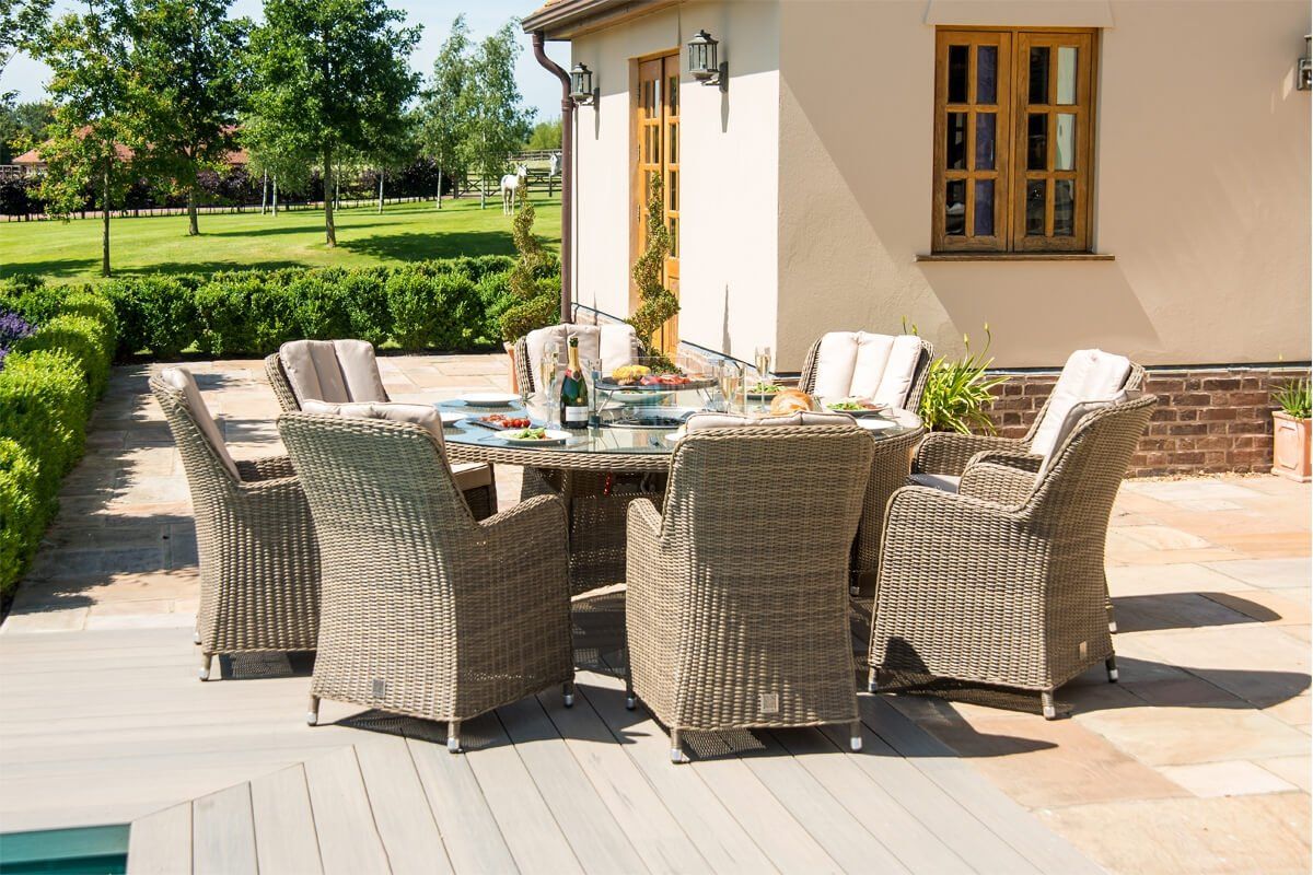 Maze Rattan Winchester 8 Seat Round Venice Dining Set with Fire Pit