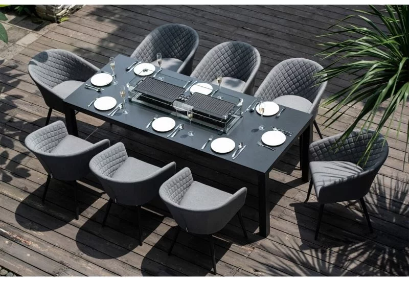Small outdoor sales rectangular table