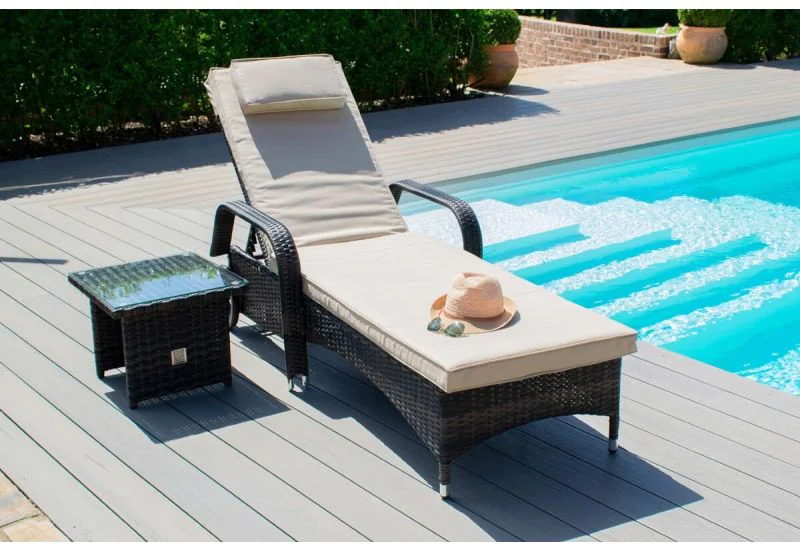 Sun lounger best sale that goes flat