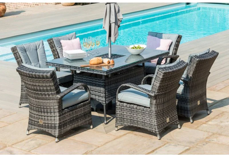 Garden dining set with ice hotsell bucket