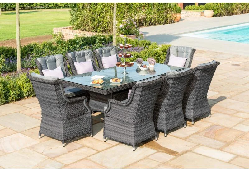Rattan rectangular shop table and chairs